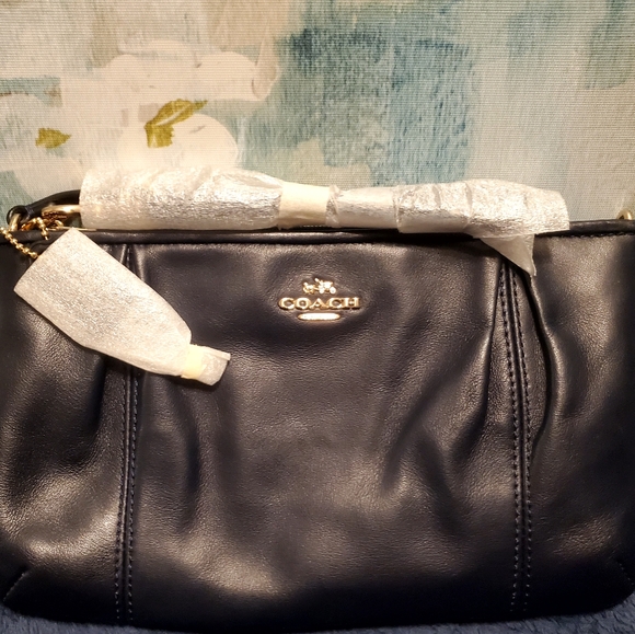 💙COACH Colette Pleated Smooth Leather Zip Top Wristlet in Midnight Blue ✨️NWOT - Picture 13 of 14